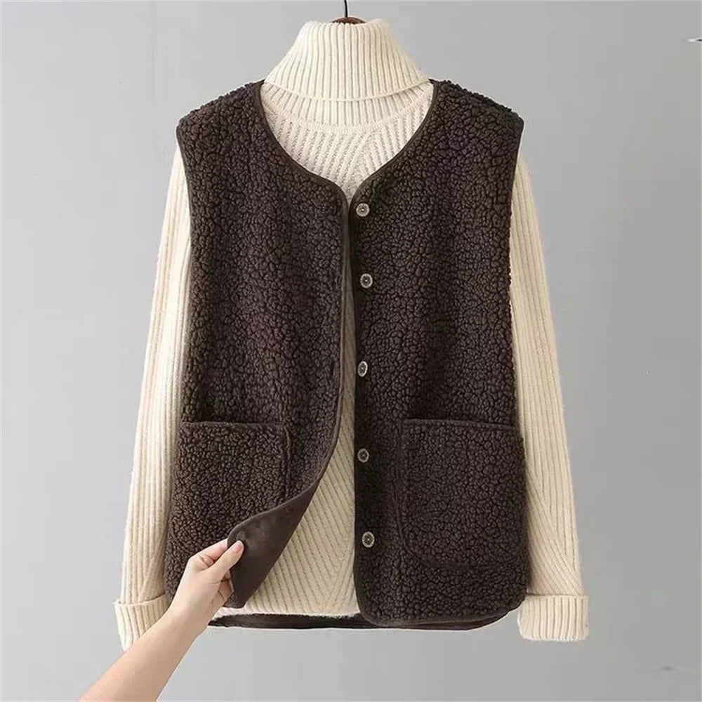 Lirien – Classic Knit Cardigan