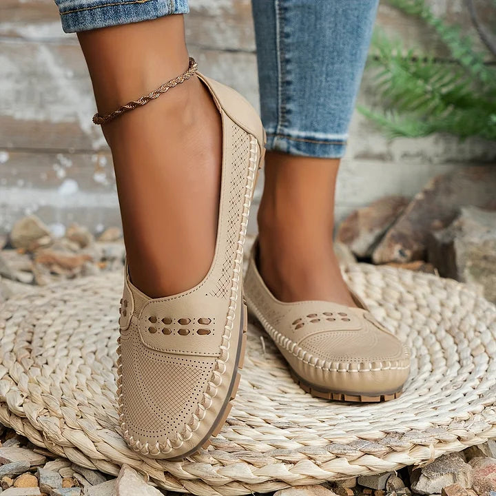 Elara | Classic Slip-On Comfort Shoes