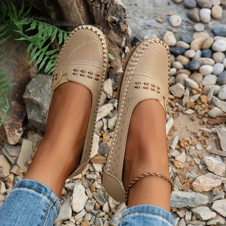 Elara | Classic Slip-On Comfort Shoes
