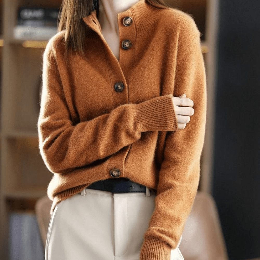 Amara | Soft Buttoned Knit Sweater